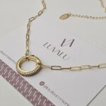 Circular brooch chain