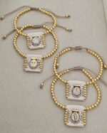 .SCAPULAR BRACELET