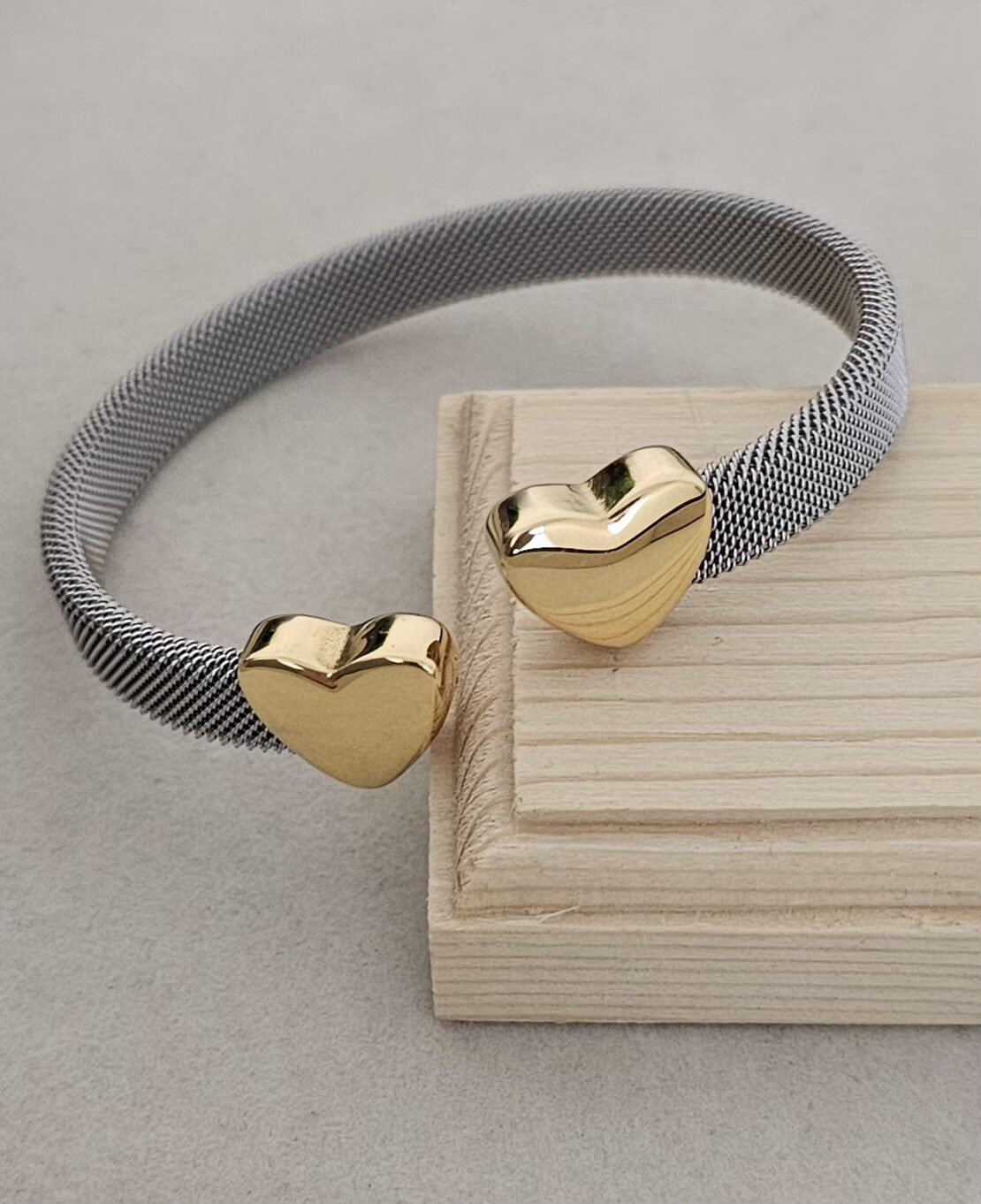 20260803_140857 Silver and gold bracelet - Imagen 1