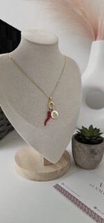 Red Chili and Hand of Fatima, Charm Necklace - Imagen 2