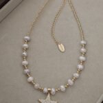 .Pearl Star Necklace