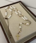 .Long White Rosary - Imagen 2