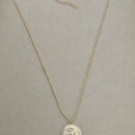 .Medallion Gold Necklace