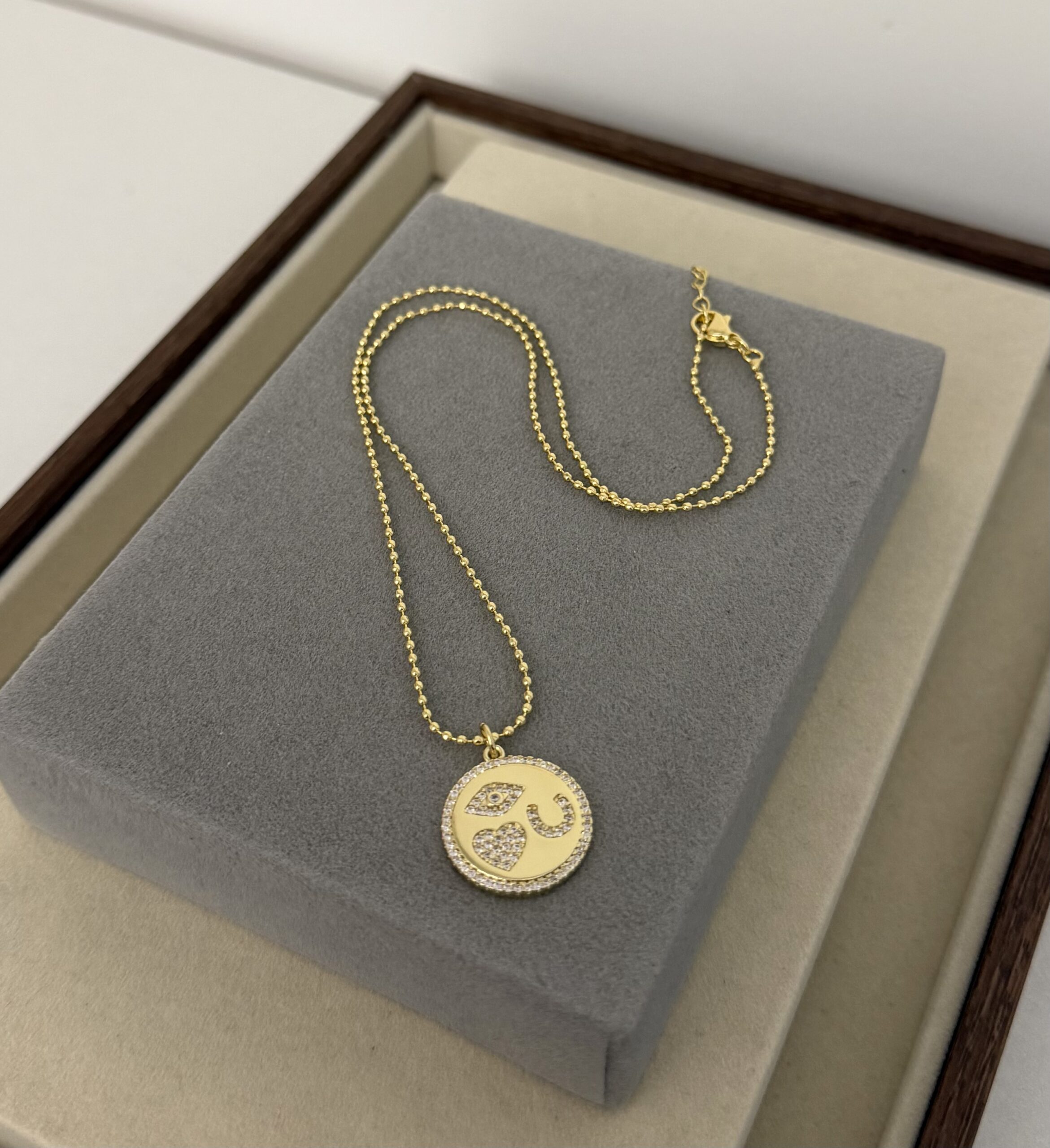 IMG_0846 .Medallion Gold Necklace - Imagen 1
