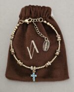 ...Natural stone bracelet with a turquoise-colored zirconia cross - Imagen 2